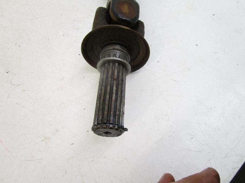 95 Kawasaki Mule 2510 KAF 620 A1 Right or Left Rear Axle 39158